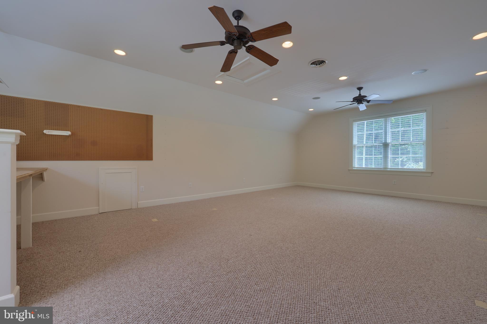 ROSENMILLER FARMS - Residential