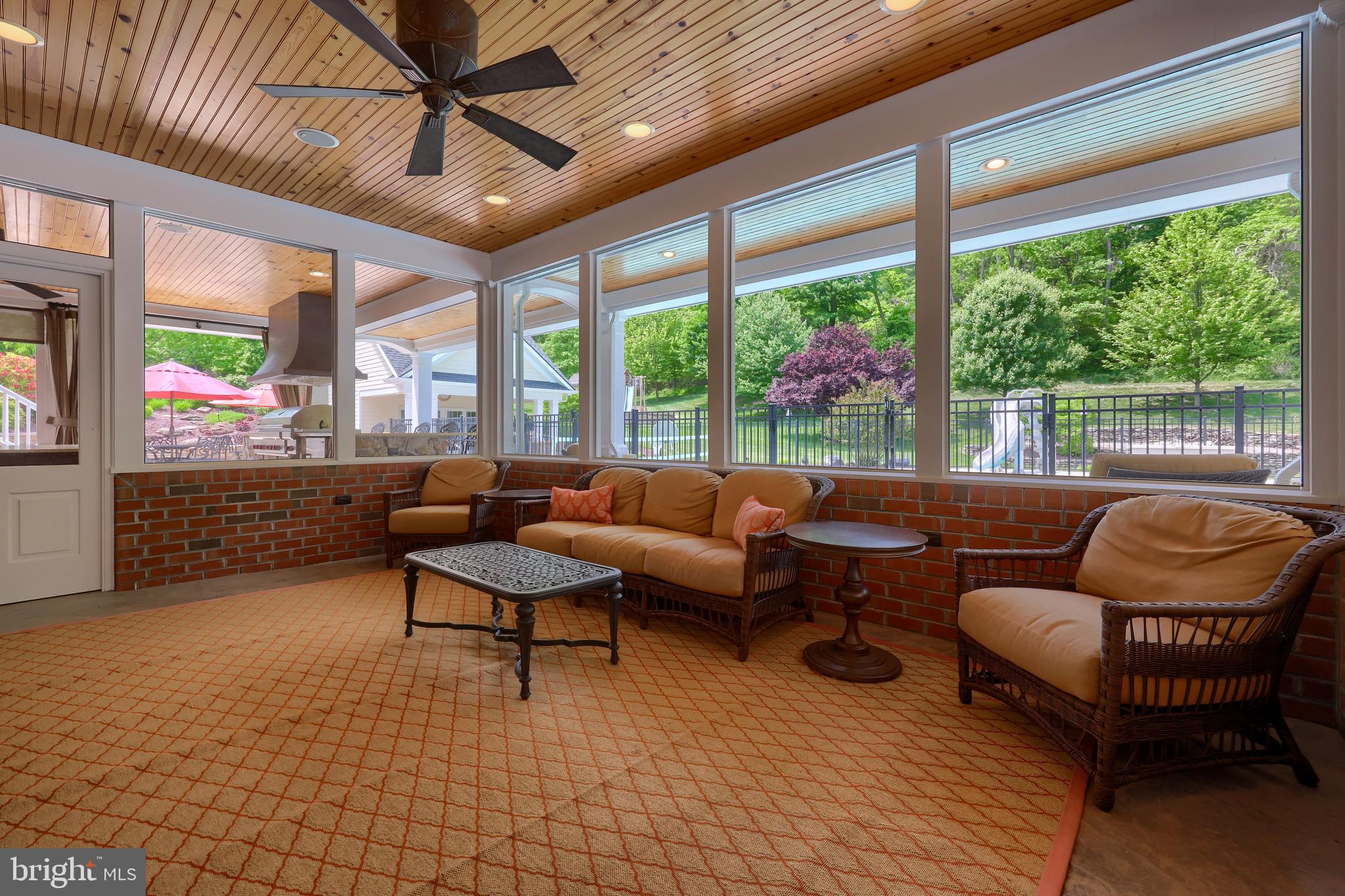 ROSENMILLER FARMS - Residential