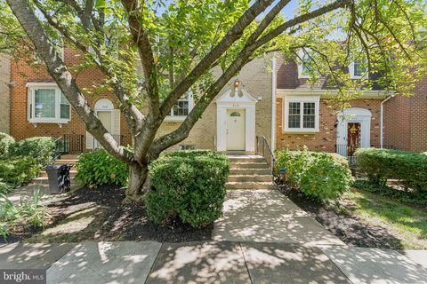 3116 VALENTINO COURT OAKTON VA 22124