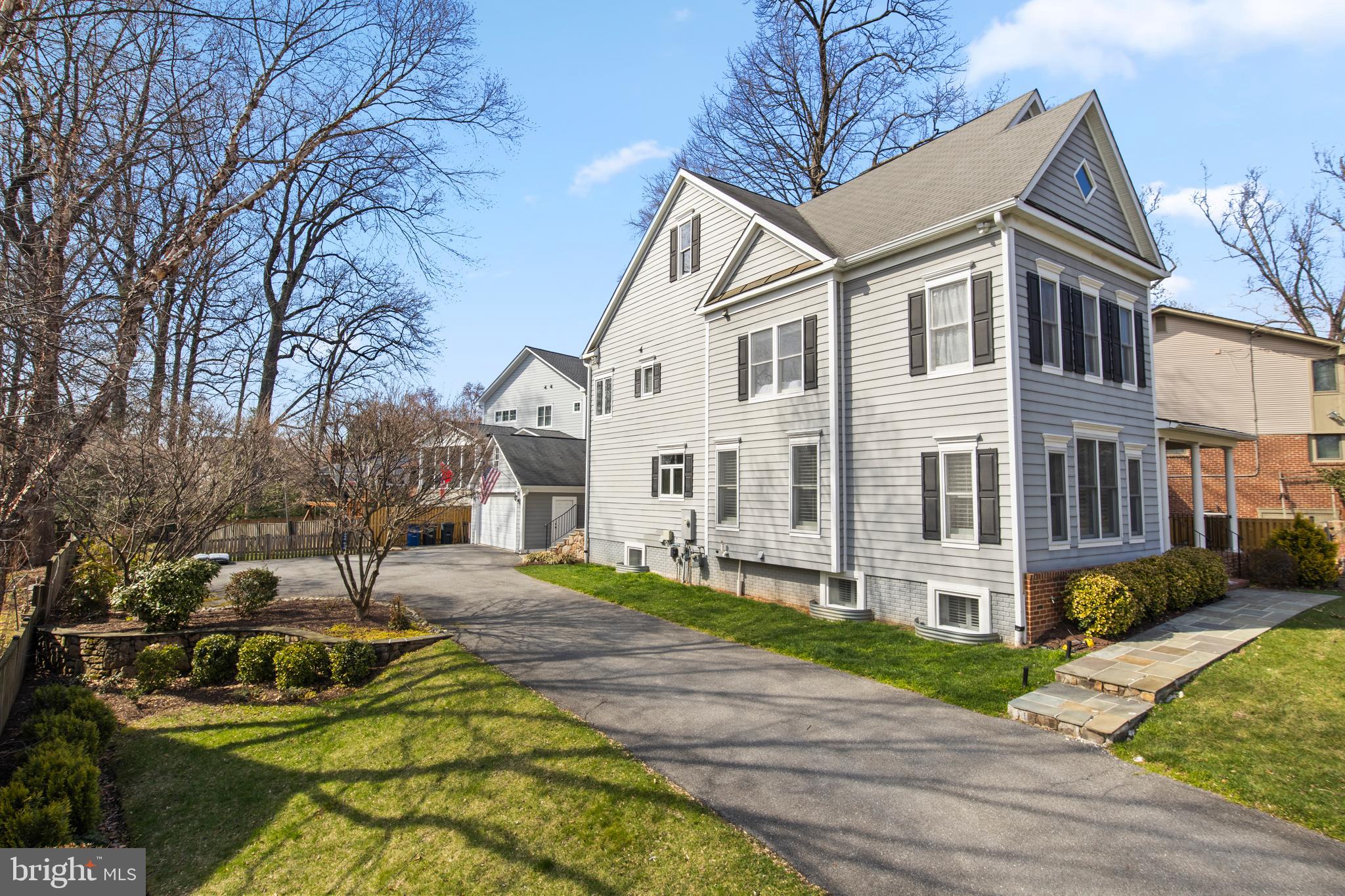 ALTA VISTA TERRACE - Residential