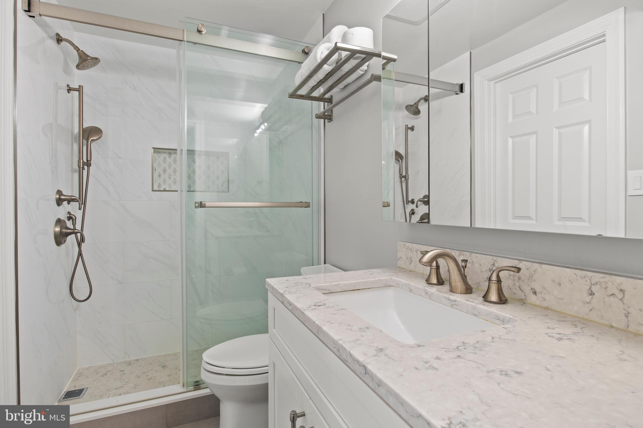 ALTA VISTA TERRACE - Residential