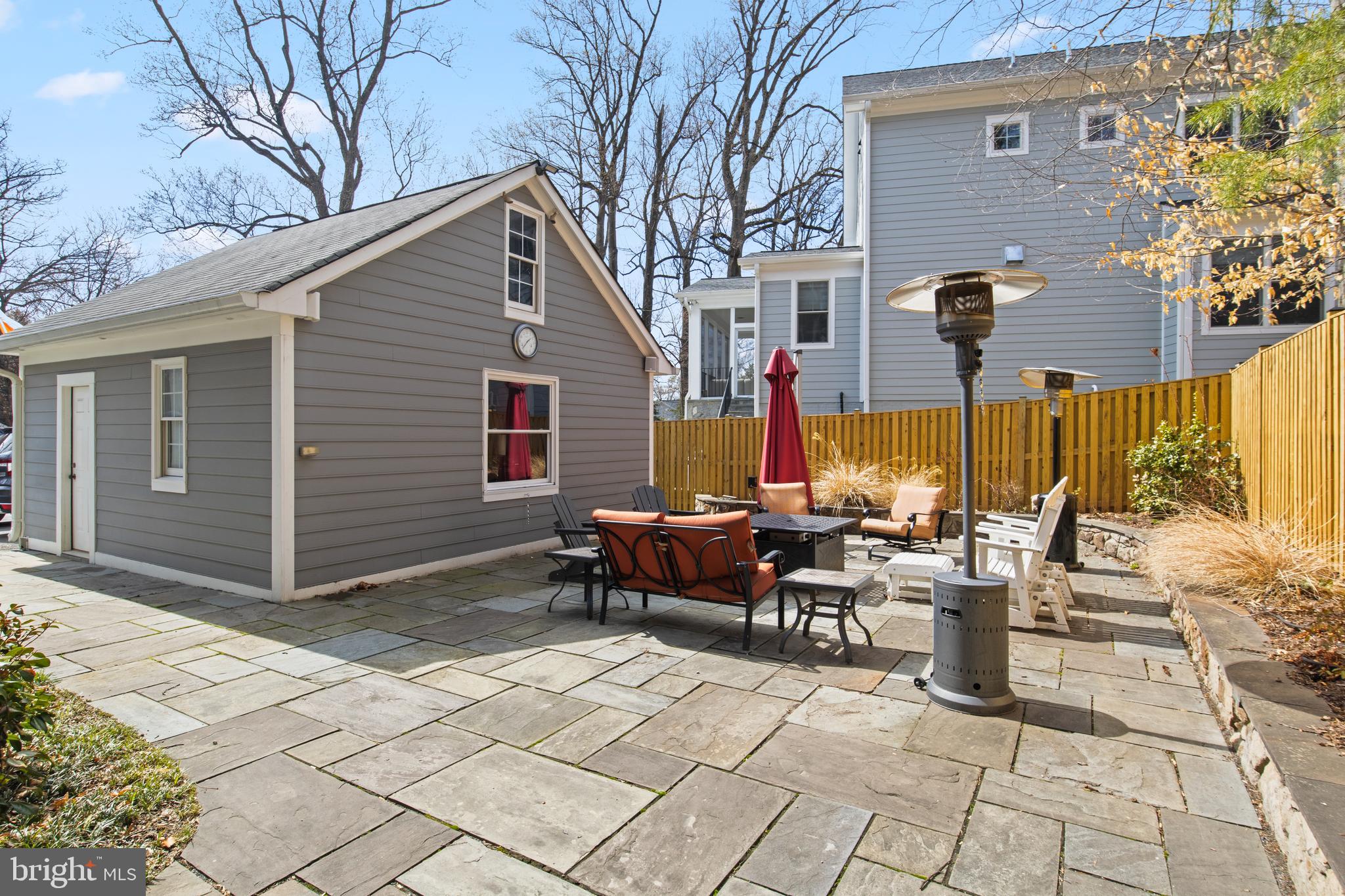 ALTA VISTA TERRACE - Residential