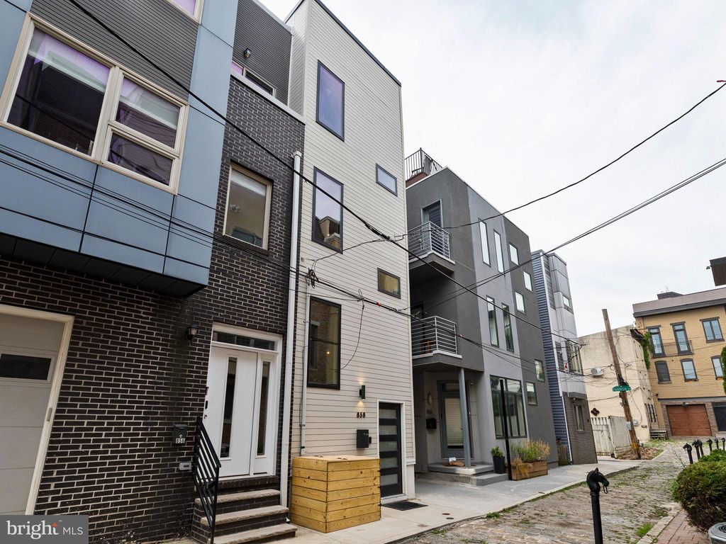 Photo of 858 N Leithgow Street, PHILADELPHIA, PA 19123 (MLS # PAPH2552546)