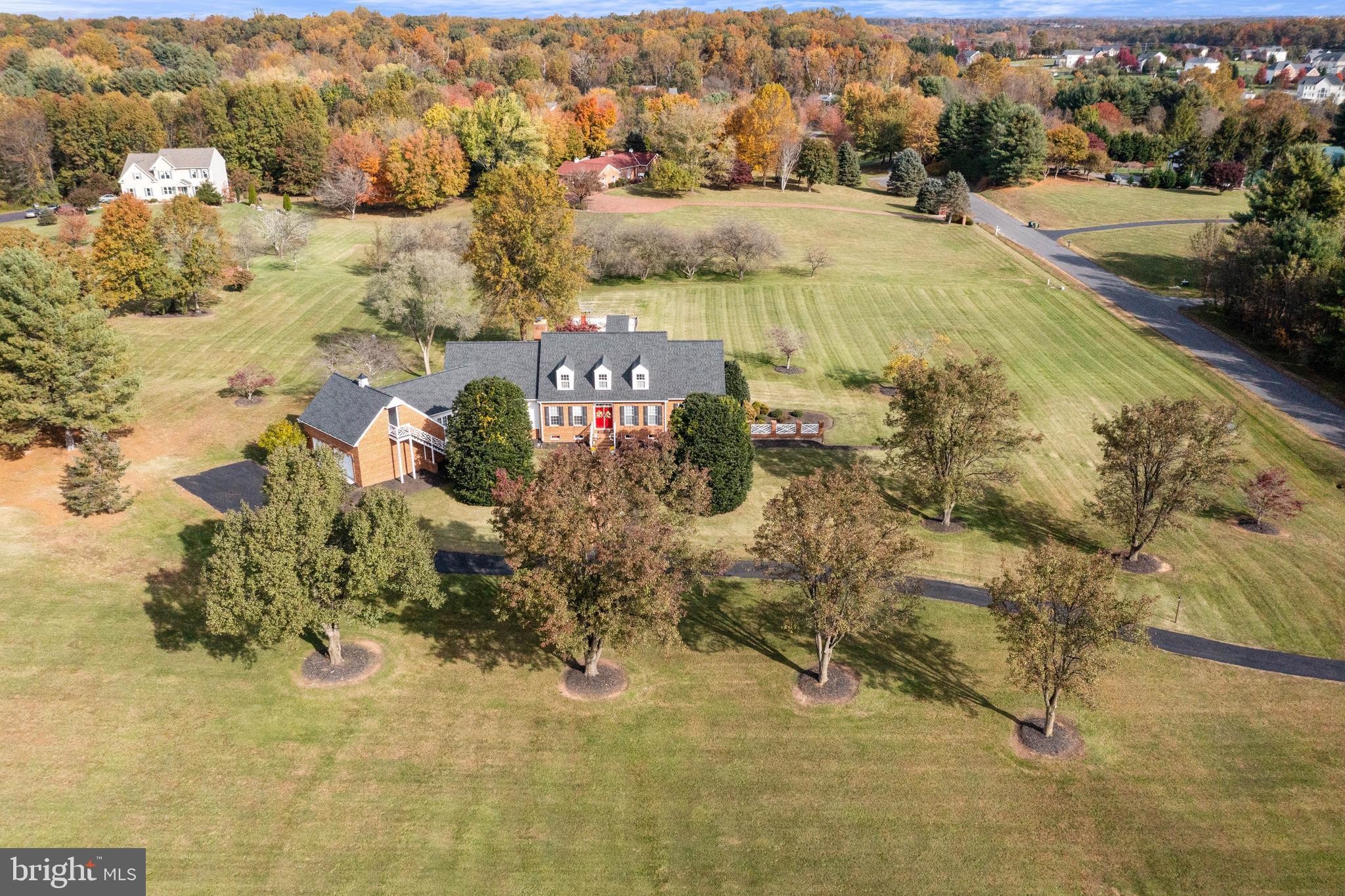 LAWNVALE ESTATES - Residential