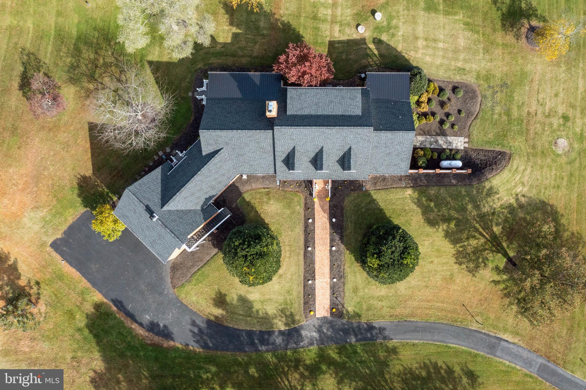 LAWNVALE ESTATES - Residential