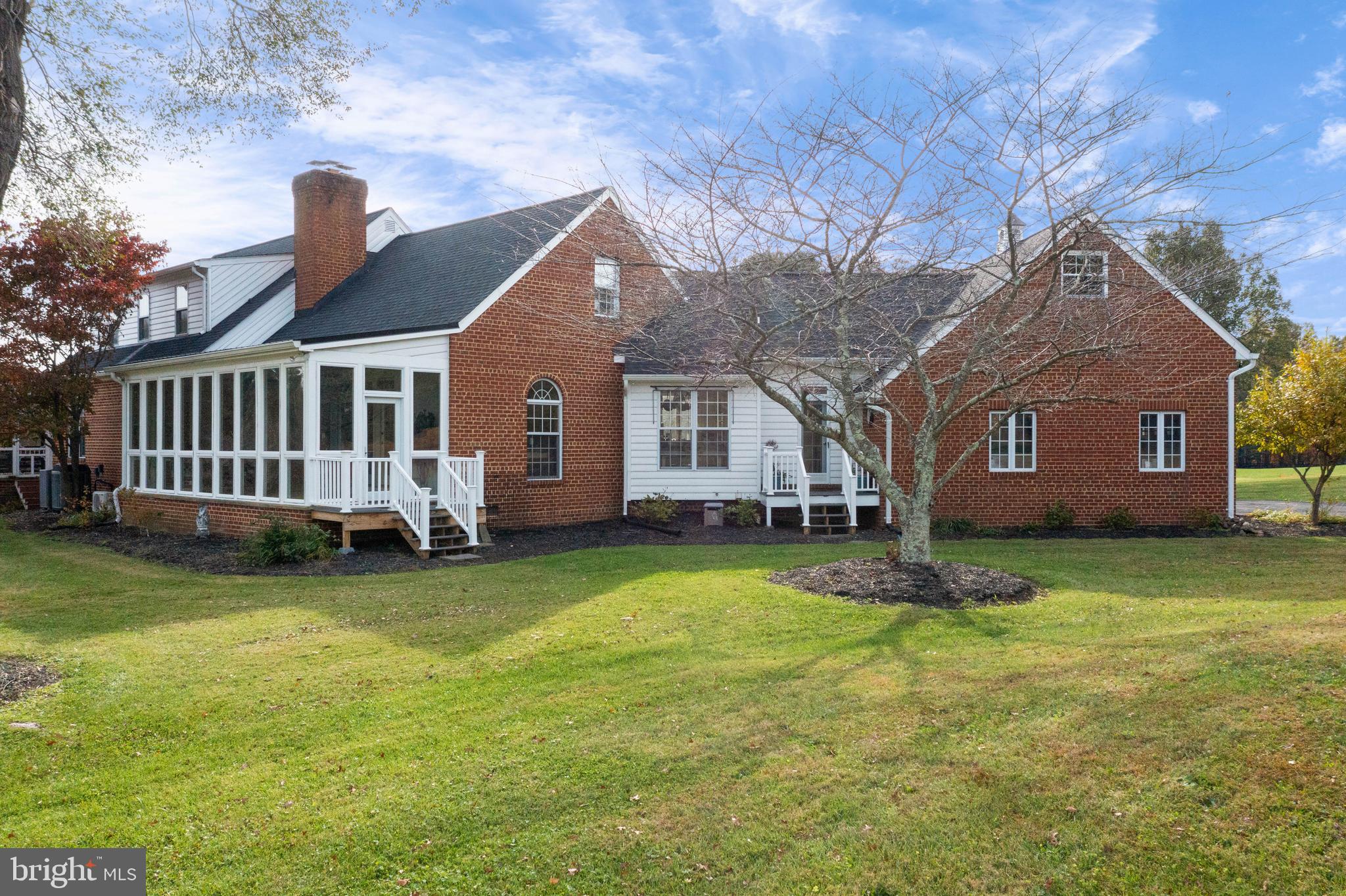 LAWNVALE ESTATES - Residential