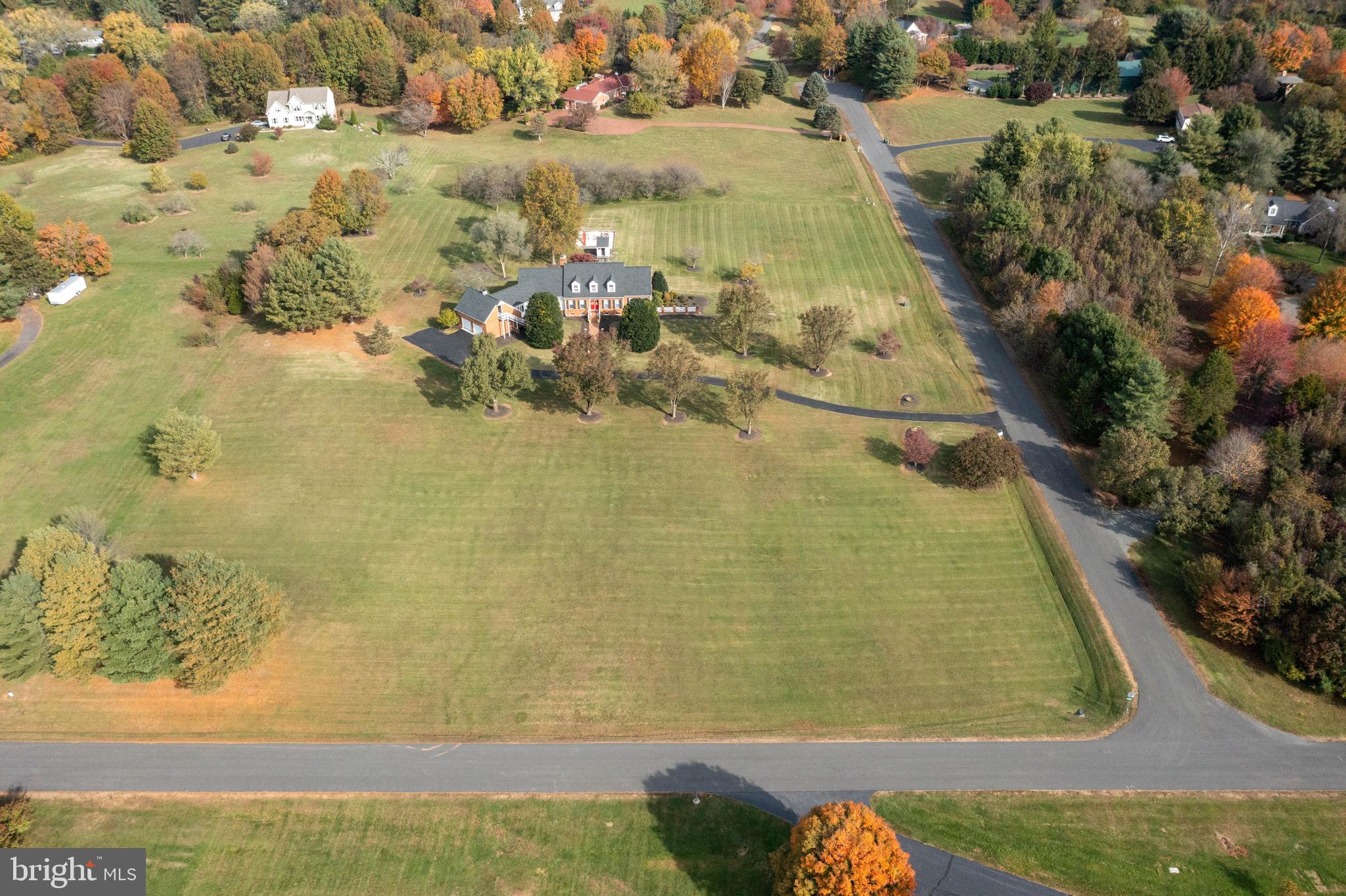 LAWNVALE ESTATES - Residential