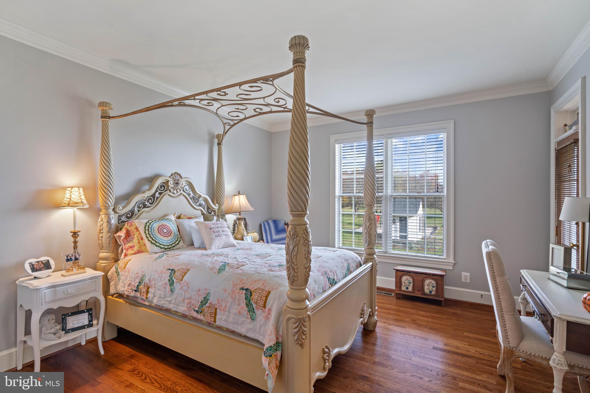 LAWNVALE ESTATES - Residential