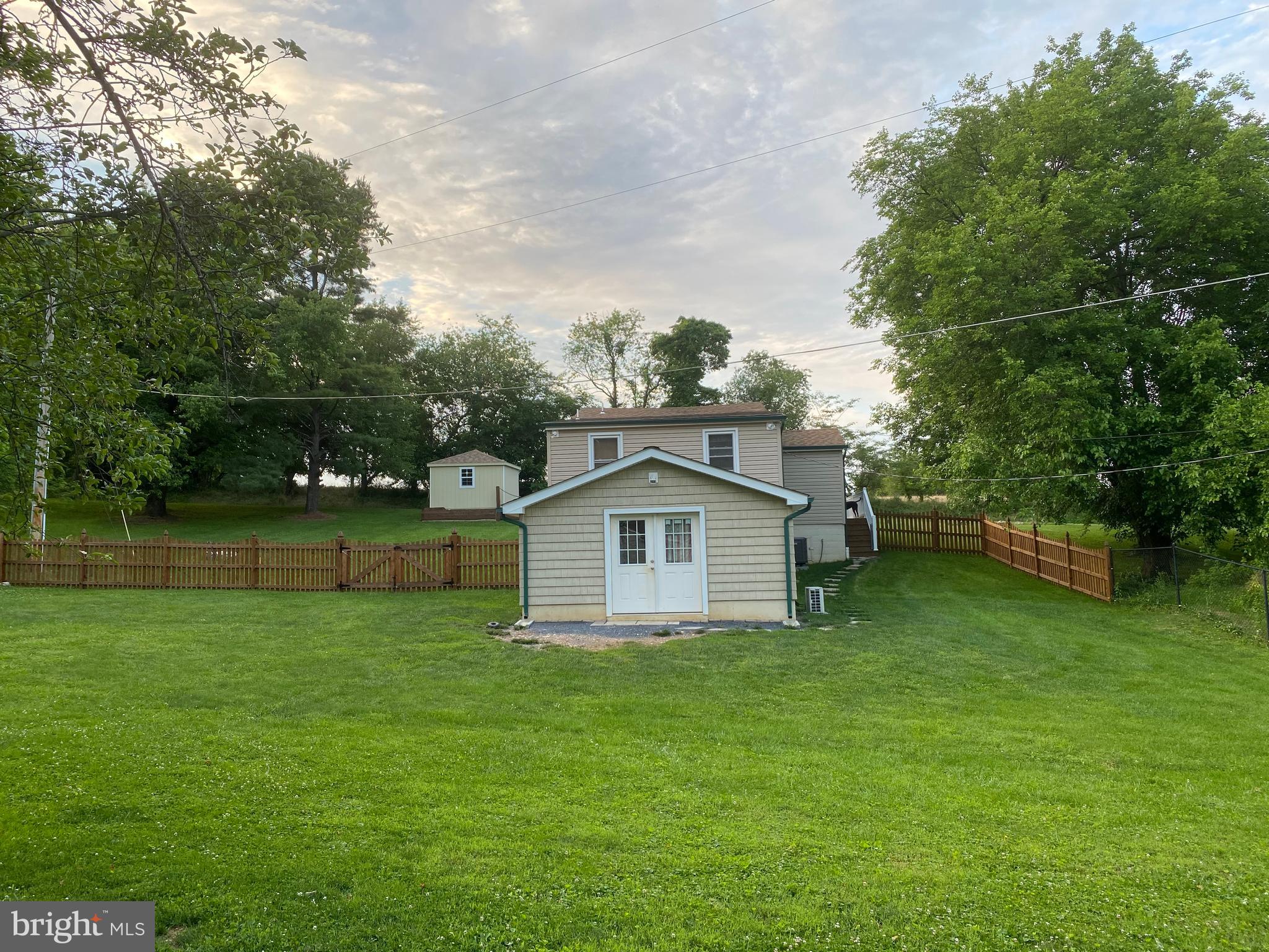 DAMASCUS OUTSIDE - Residential