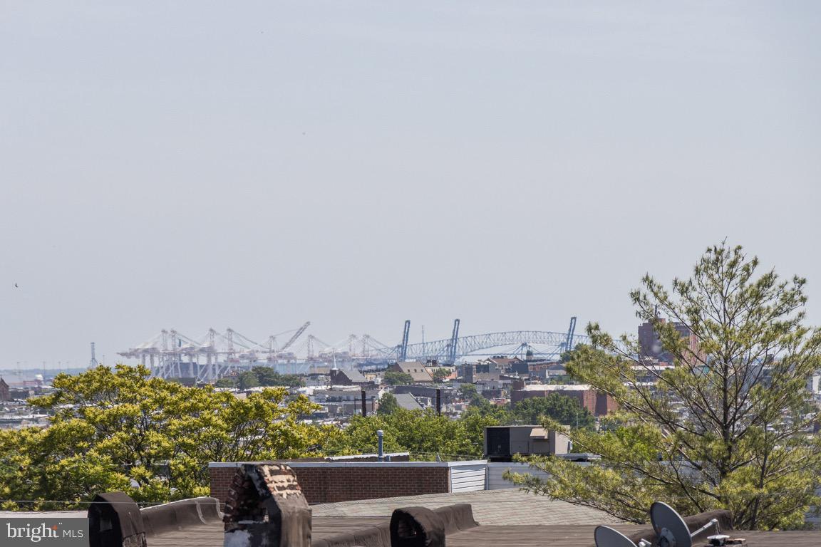 BROADWAY EAST - Residential