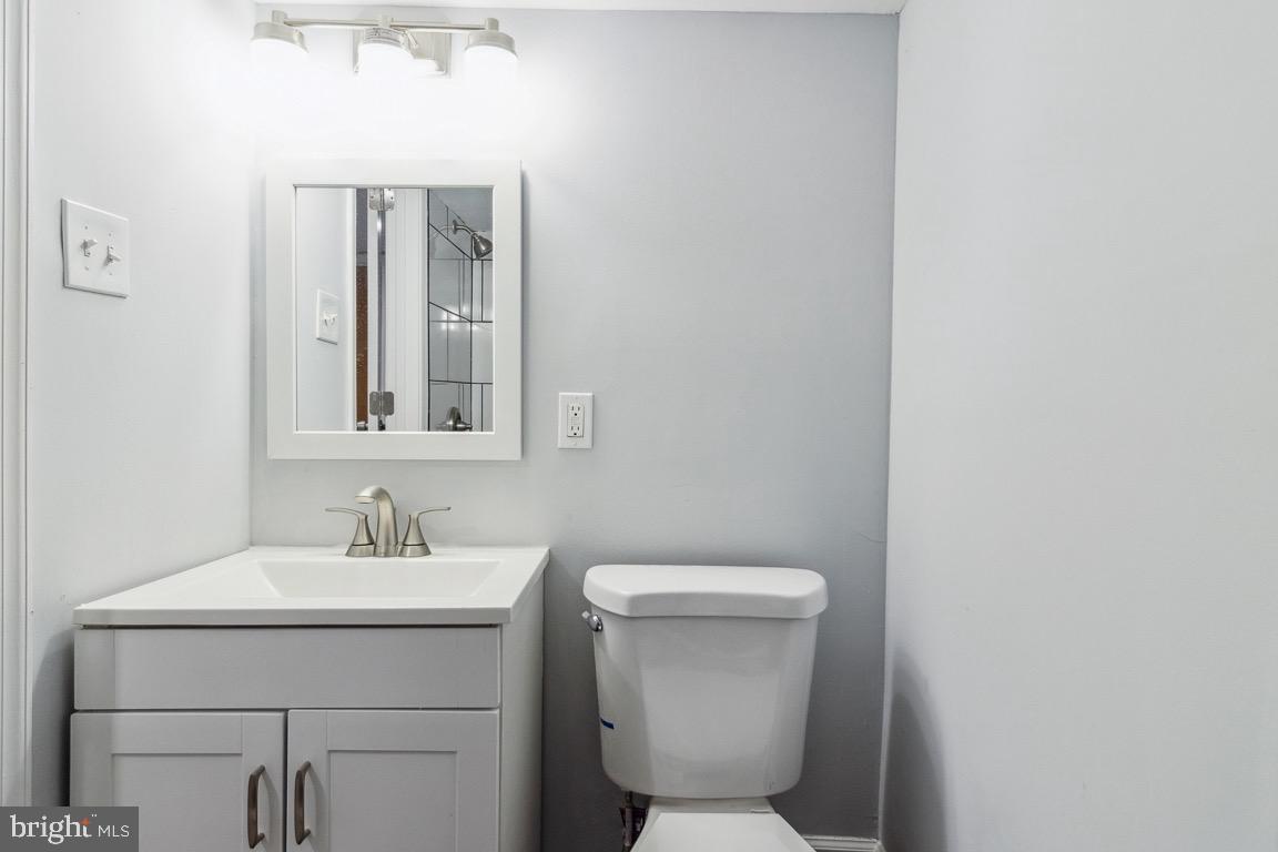 BROADWAY EAST - Residential