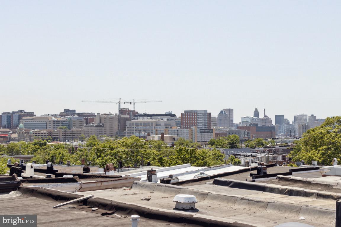 BROADWAY EAST - Residential