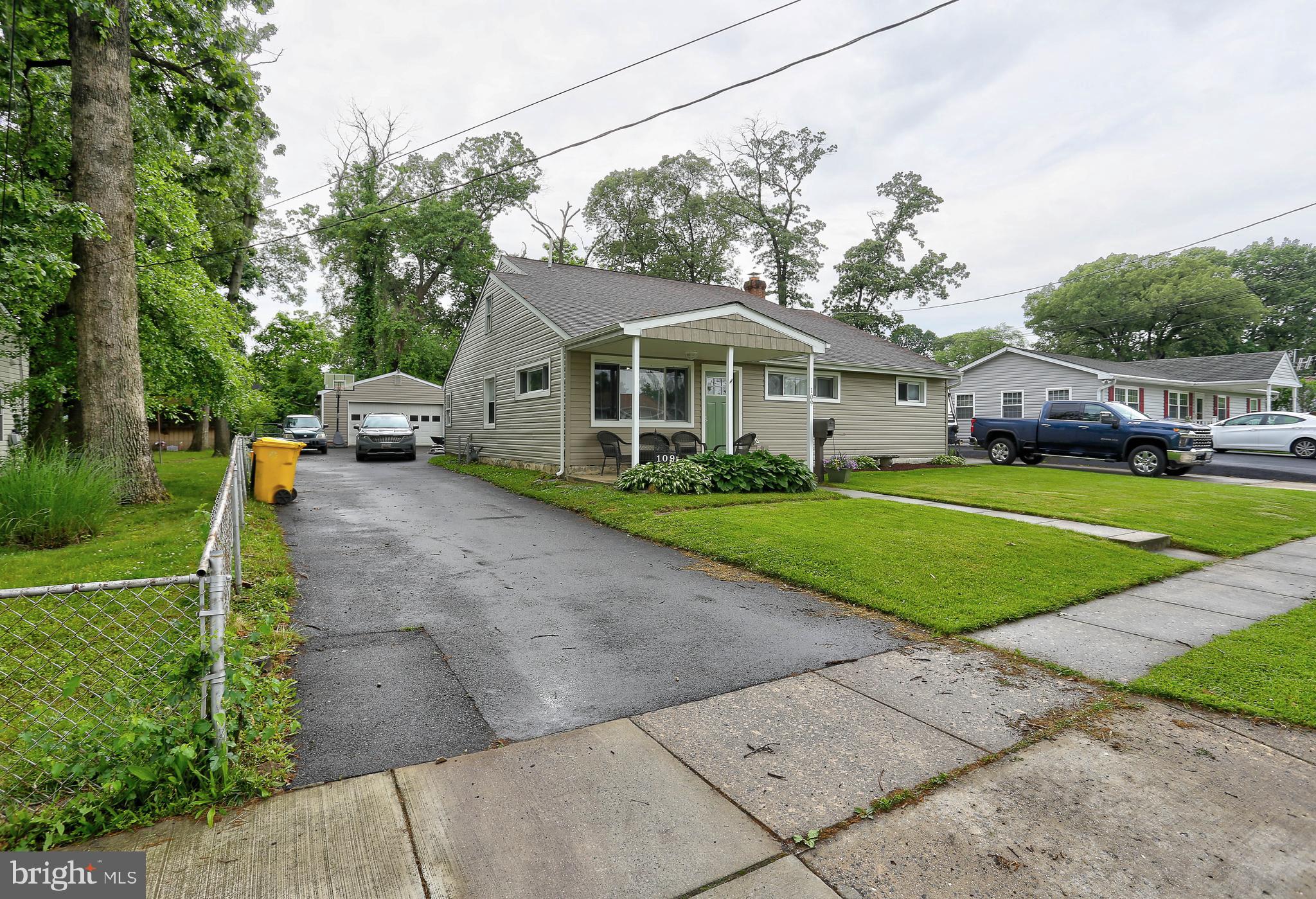 SOMERSET - Residential