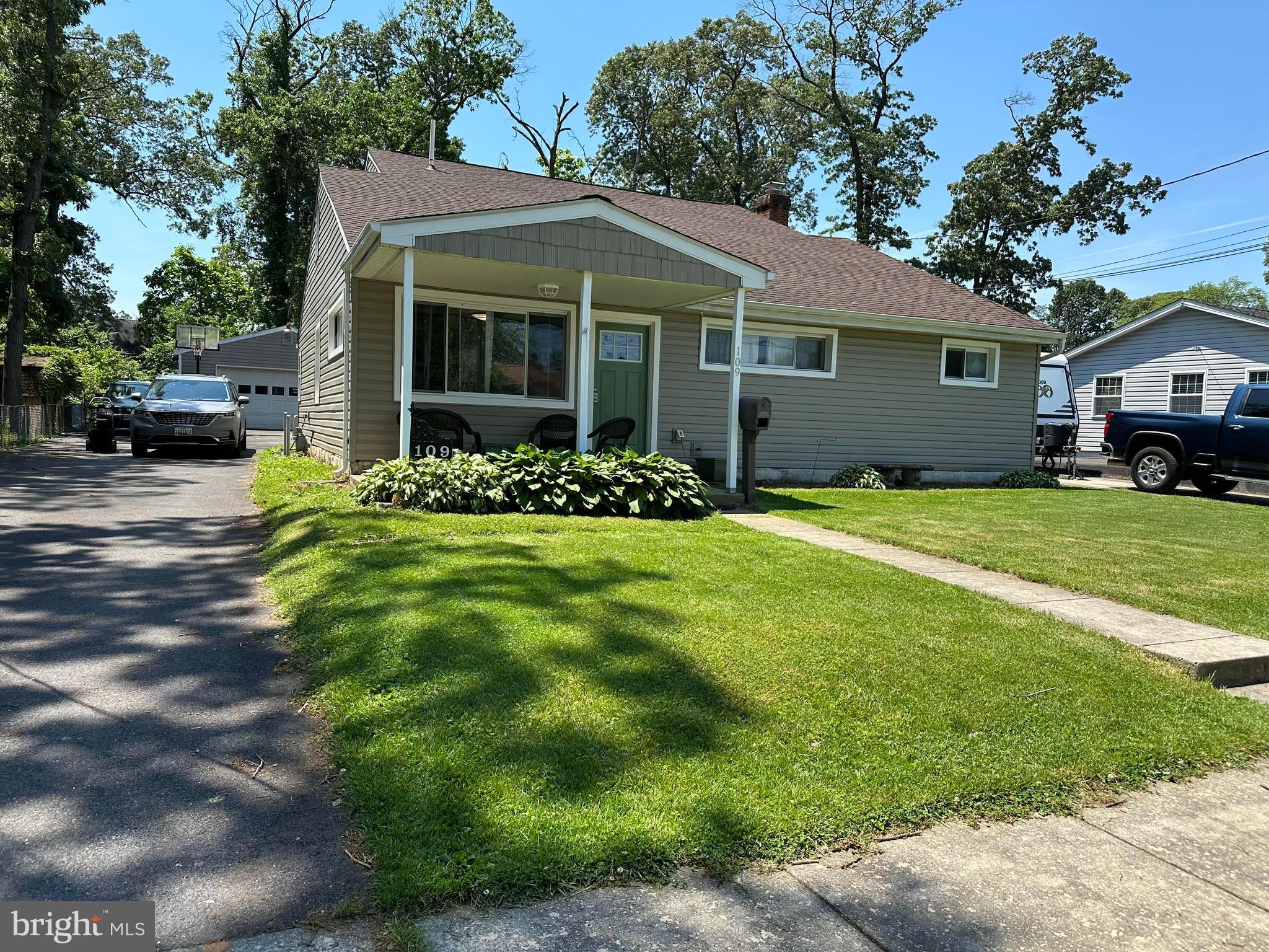 SOMERSET - Residential