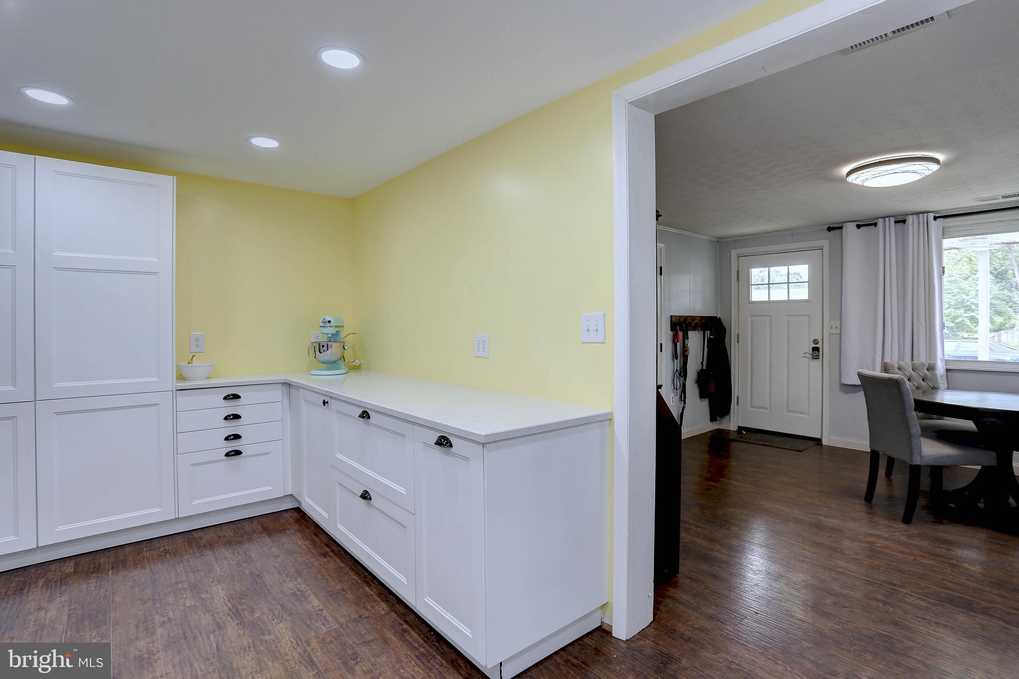 SOMERSET - Residential