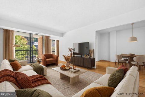 Photo of 4500 S Four Mile Run Drive #131, ARLINGTON, VA 22204 (MLS # VAAR2080752)