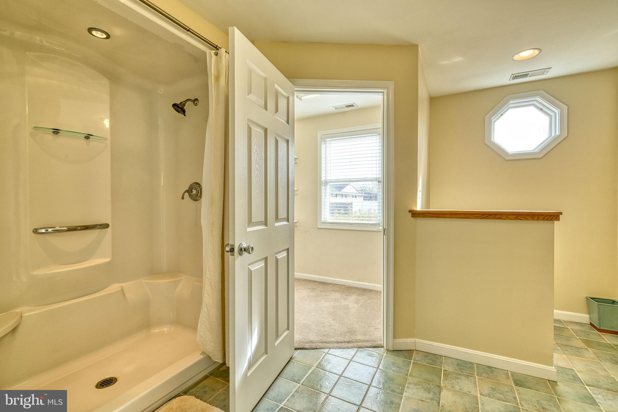 MUNROE GARDENS - Residential