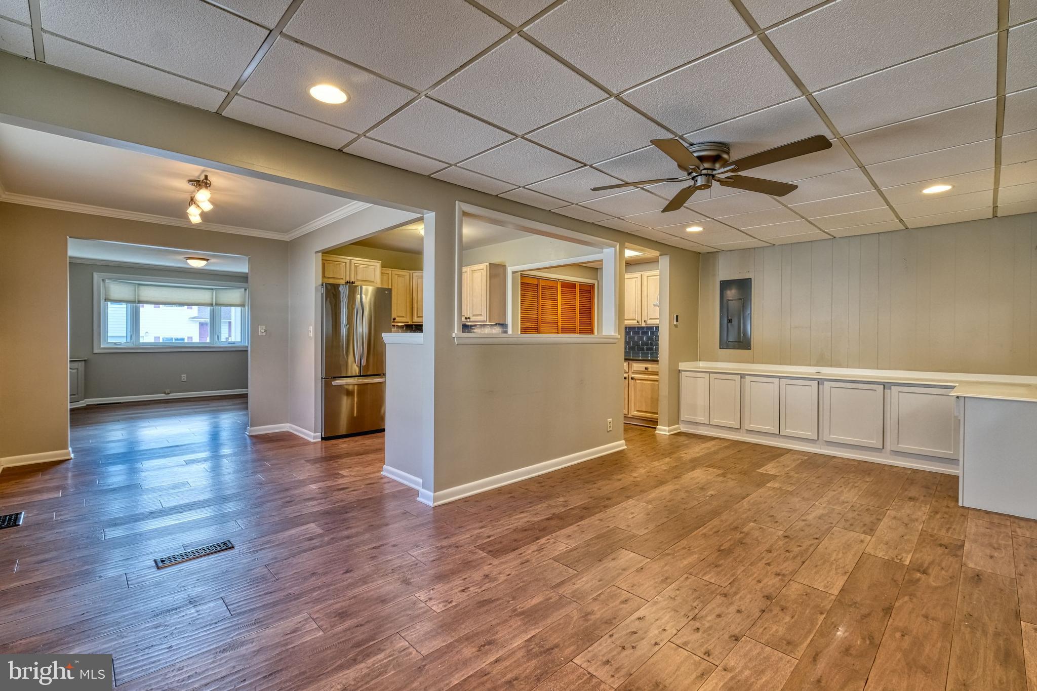 MUNROE GARDENS - Residential