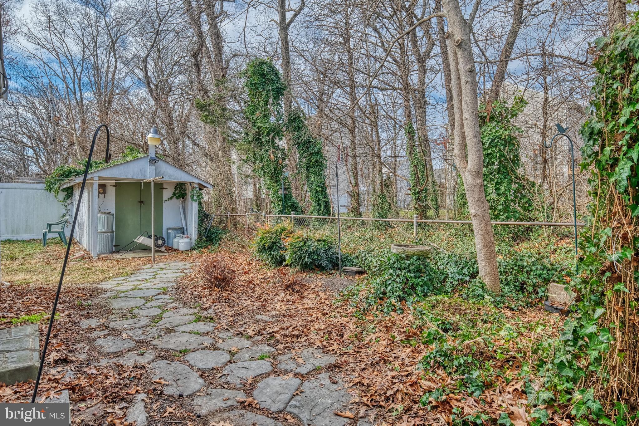 MUNROE GARDENS - Residential