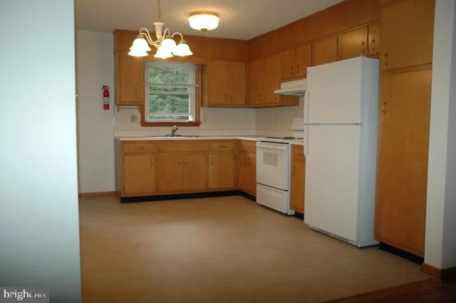 Additional image 15 of 1317-1319 University Drive, State College, PA 16801