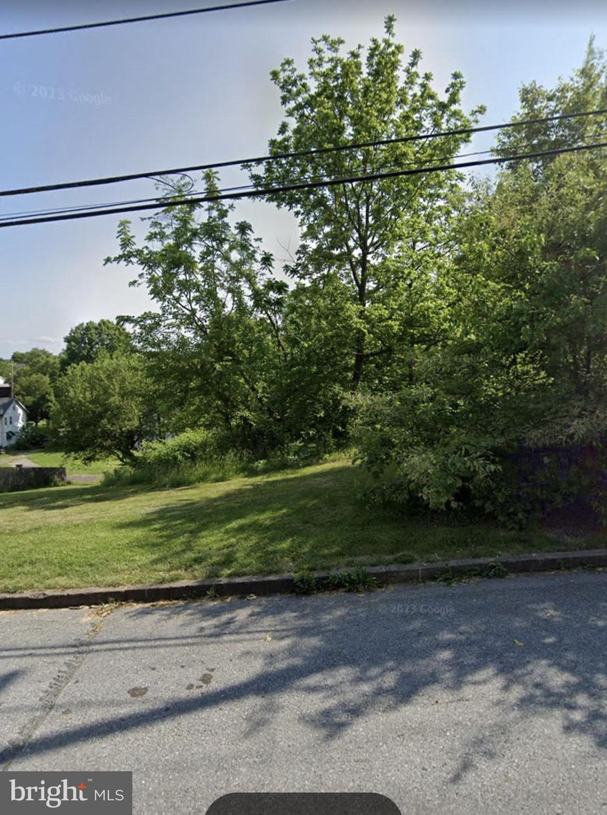 Residential lot available. Close to The Hill School, YMCA, schools, shopping and more. Be a part of Pottstown's revitalization! Pottstown has so much to offer and values are increasing. Please confirm improvement details on the Pottstown Borough zoning page: https://ecode360.com/14224218