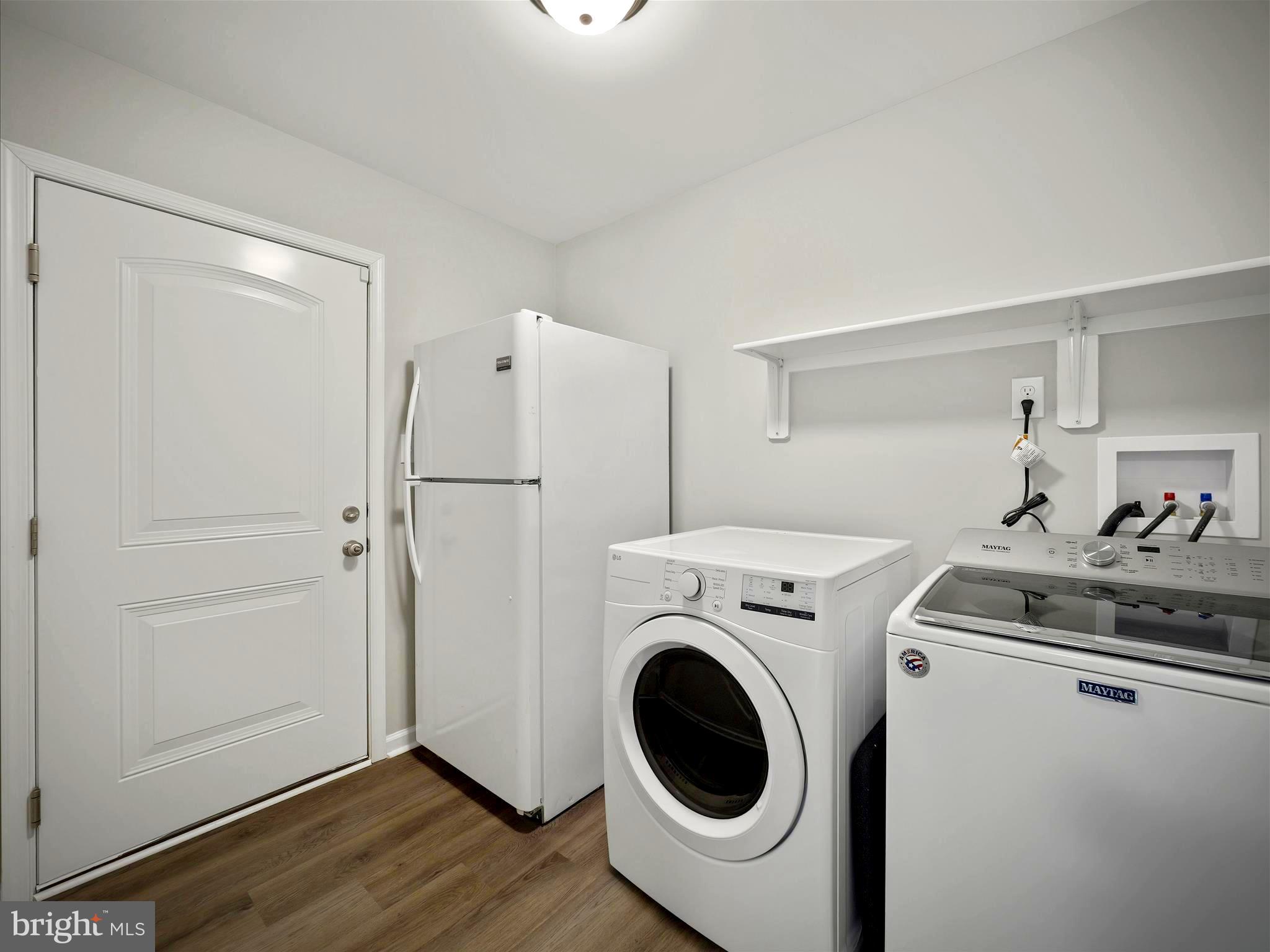 RED HILL - Residential