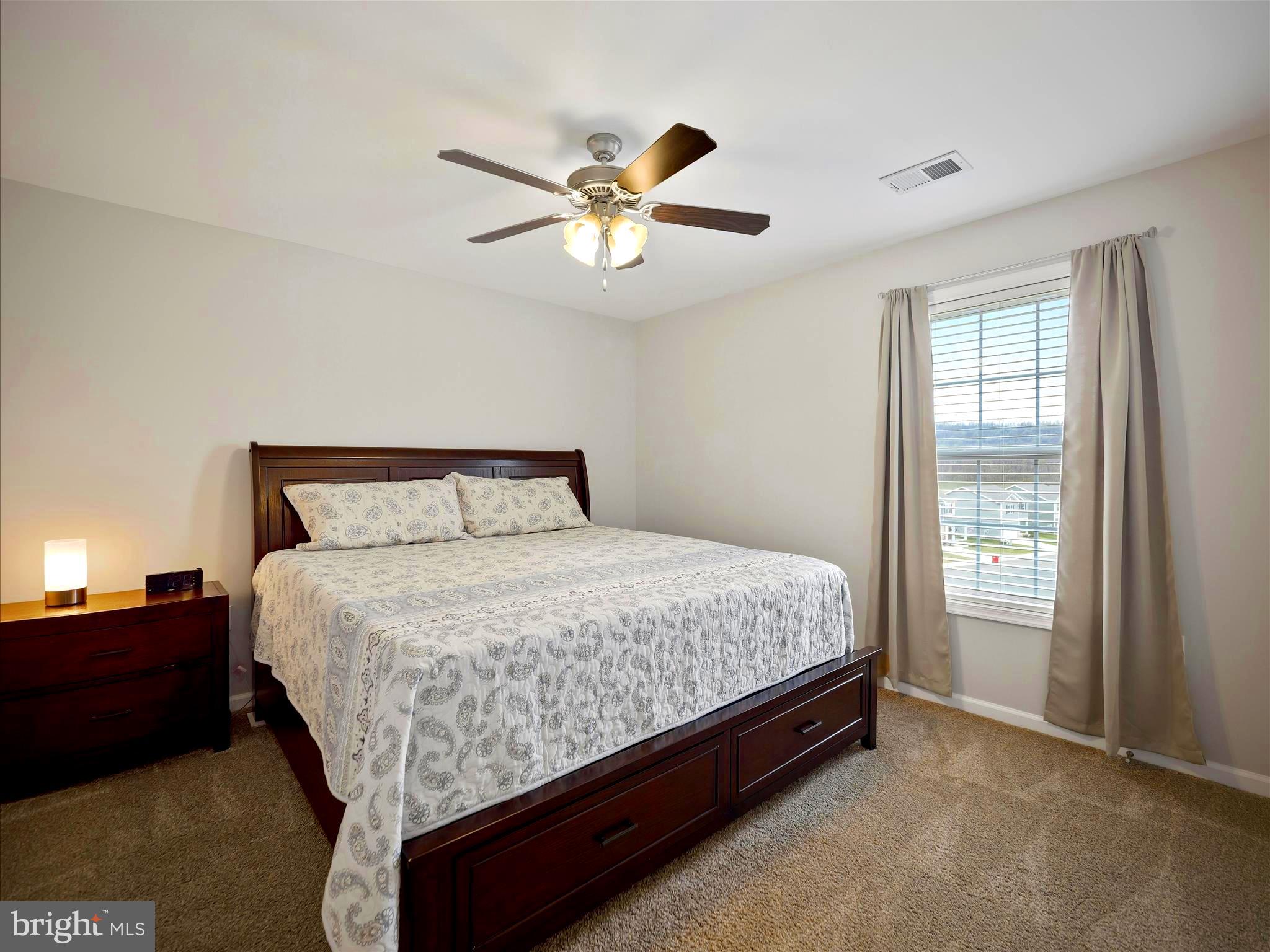 RED HILL - Residential