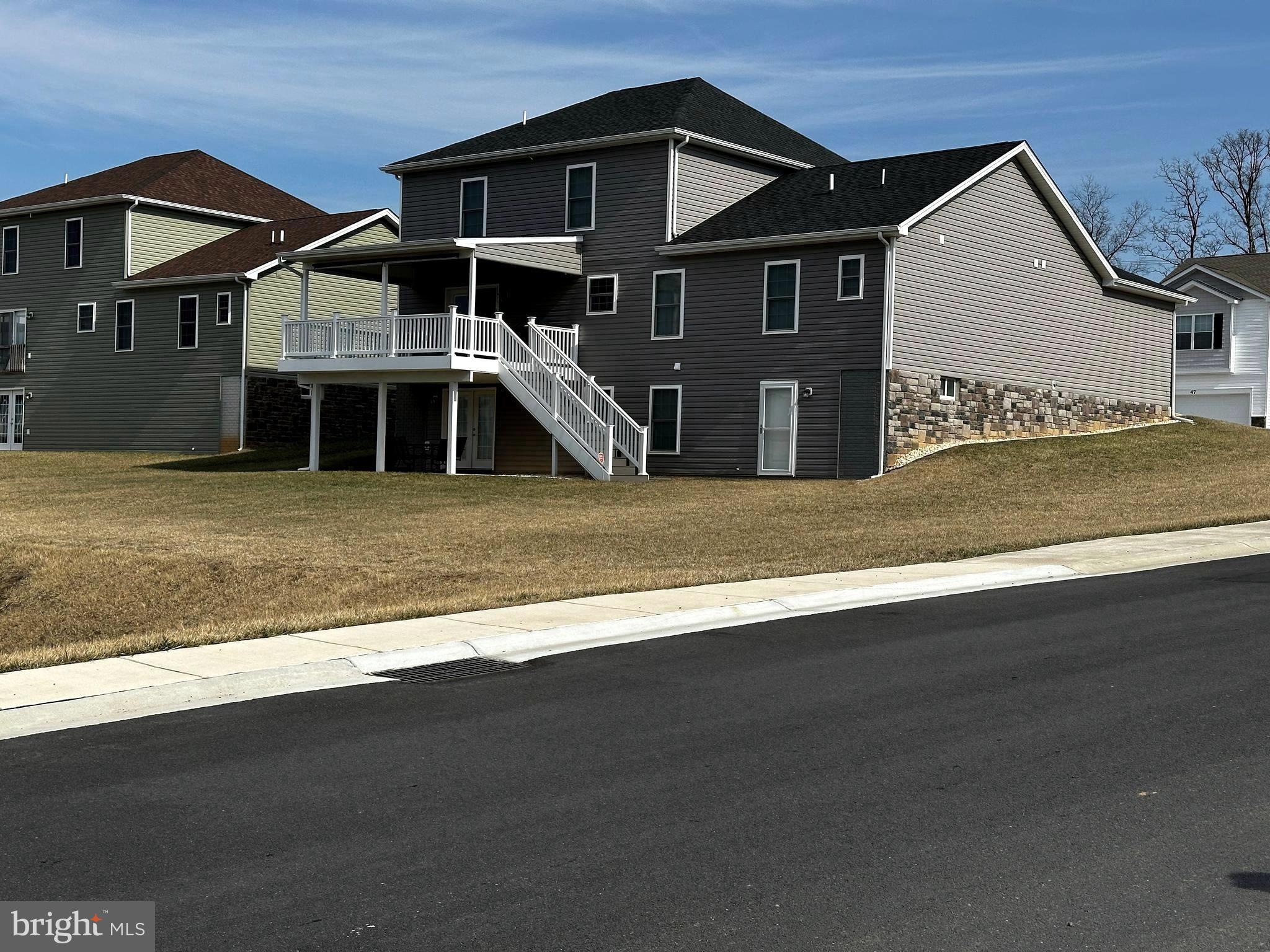 RED HILL - Residential