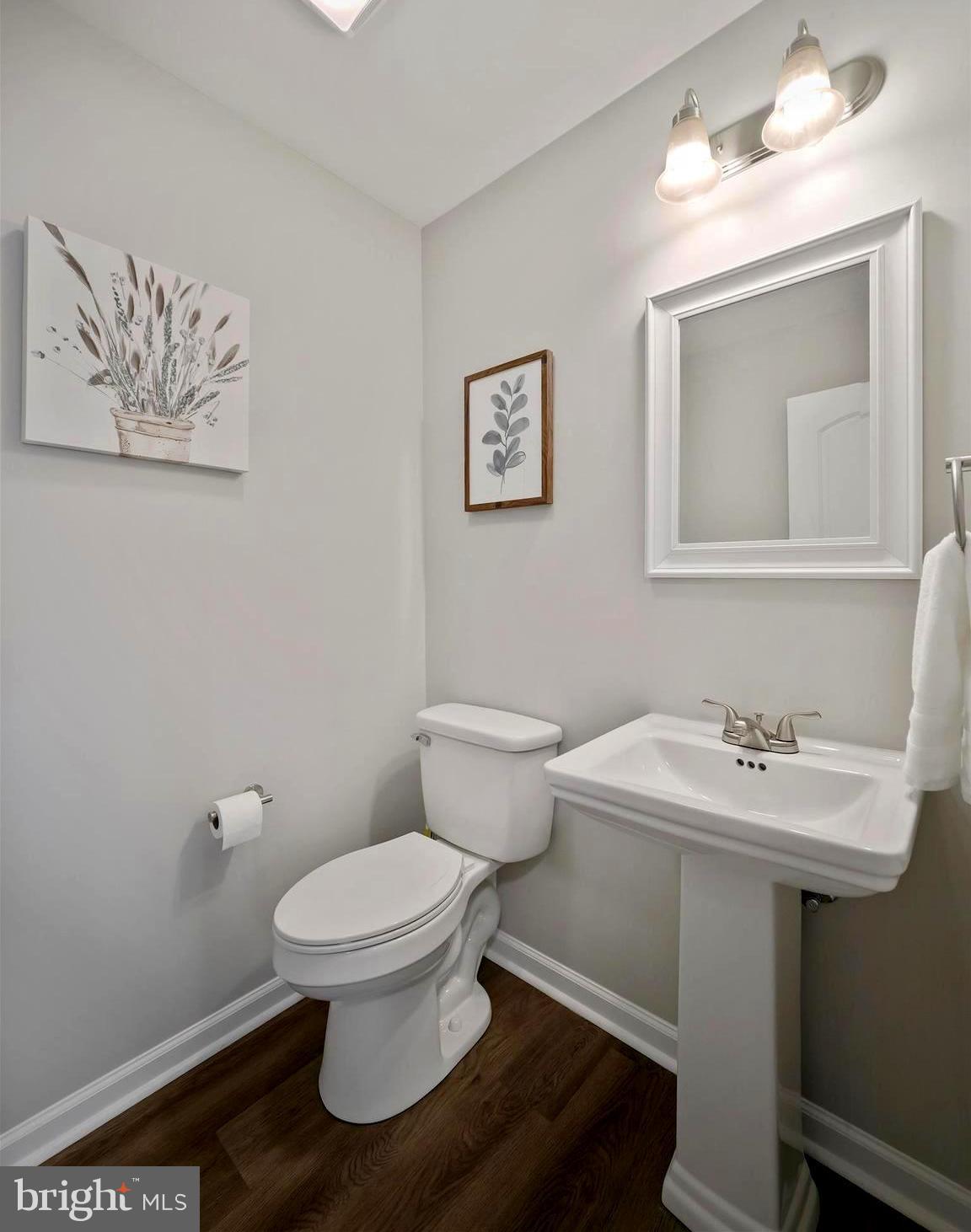 RED HILL - Residential