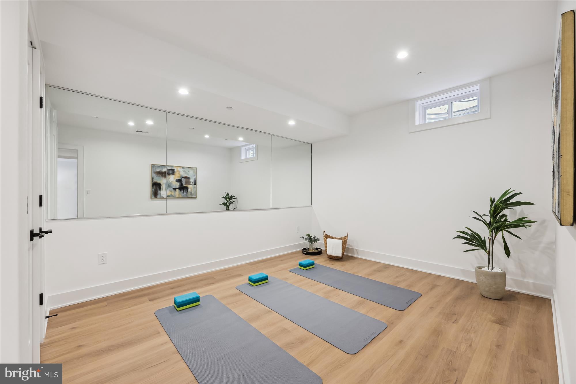 PARKWOOD - Residential