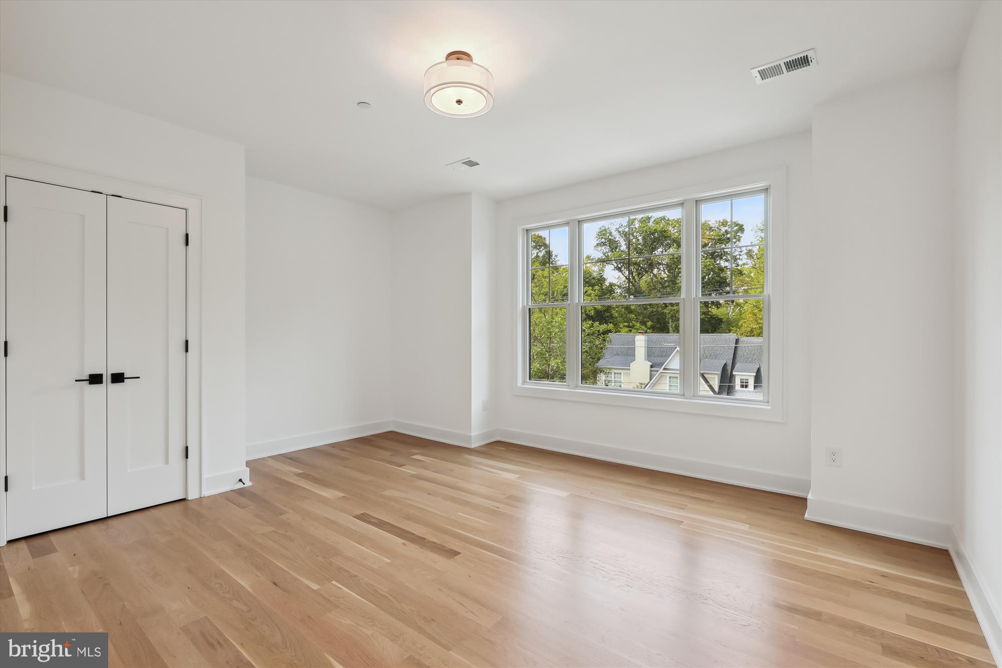 PARKWOOD - Residential