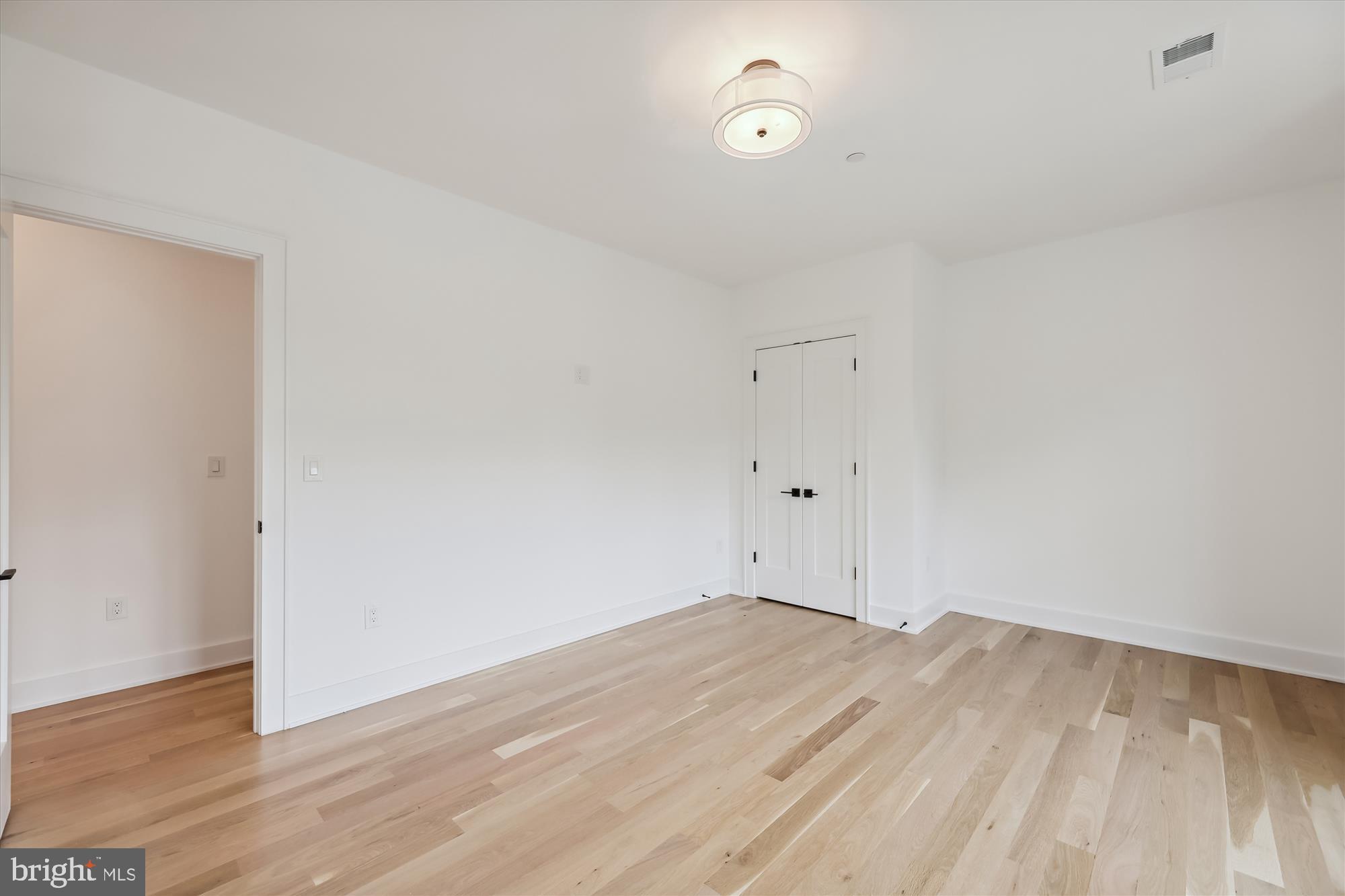 PARKWOOD - Residential