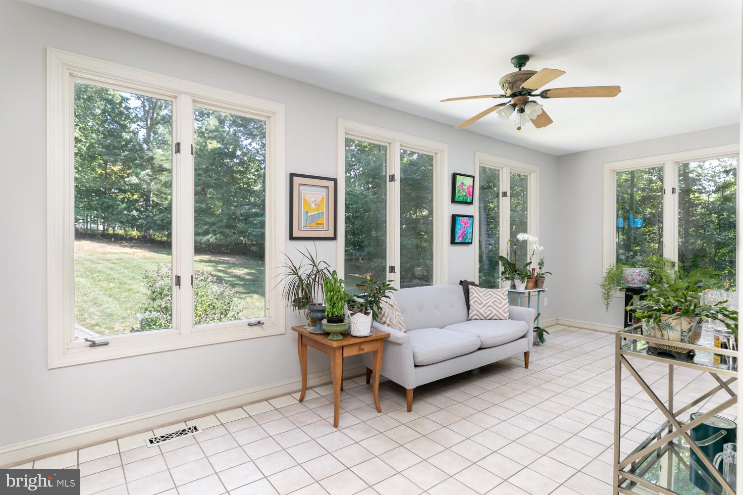 TIMBERLAKE ESTATES - Residential