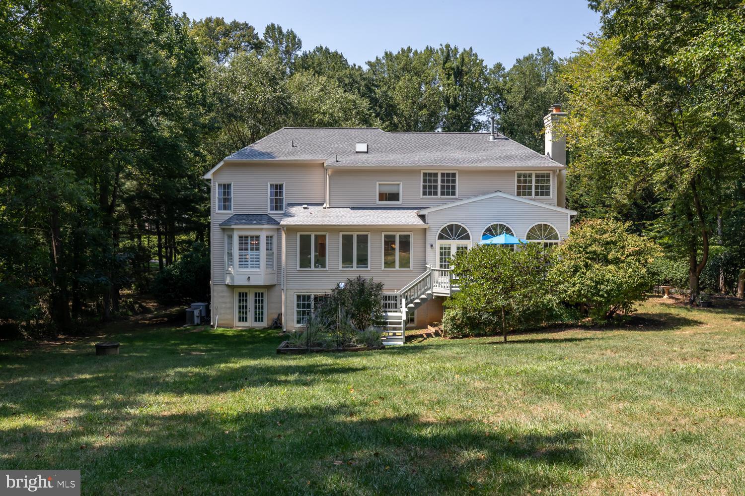 TIMBERLAKE ESTATES - Residential