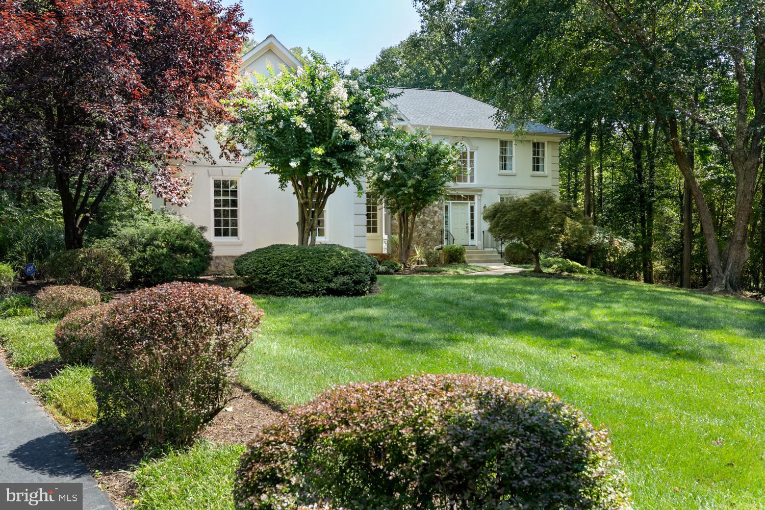 TIMBERLAKE ESTATES - Residential