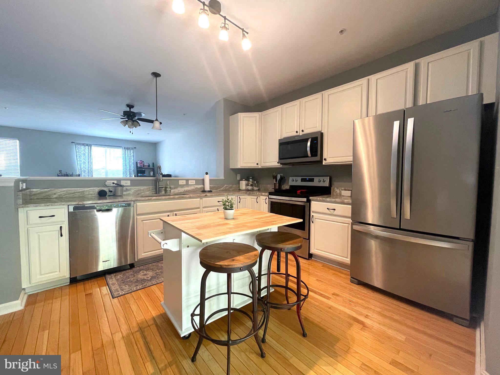 PINEY ORCHARD - Residential