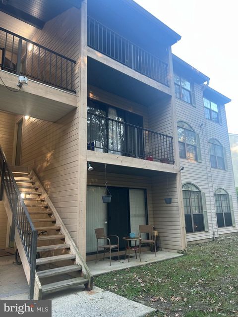 229 COLONIAL COURT ABSECON NJ 08205