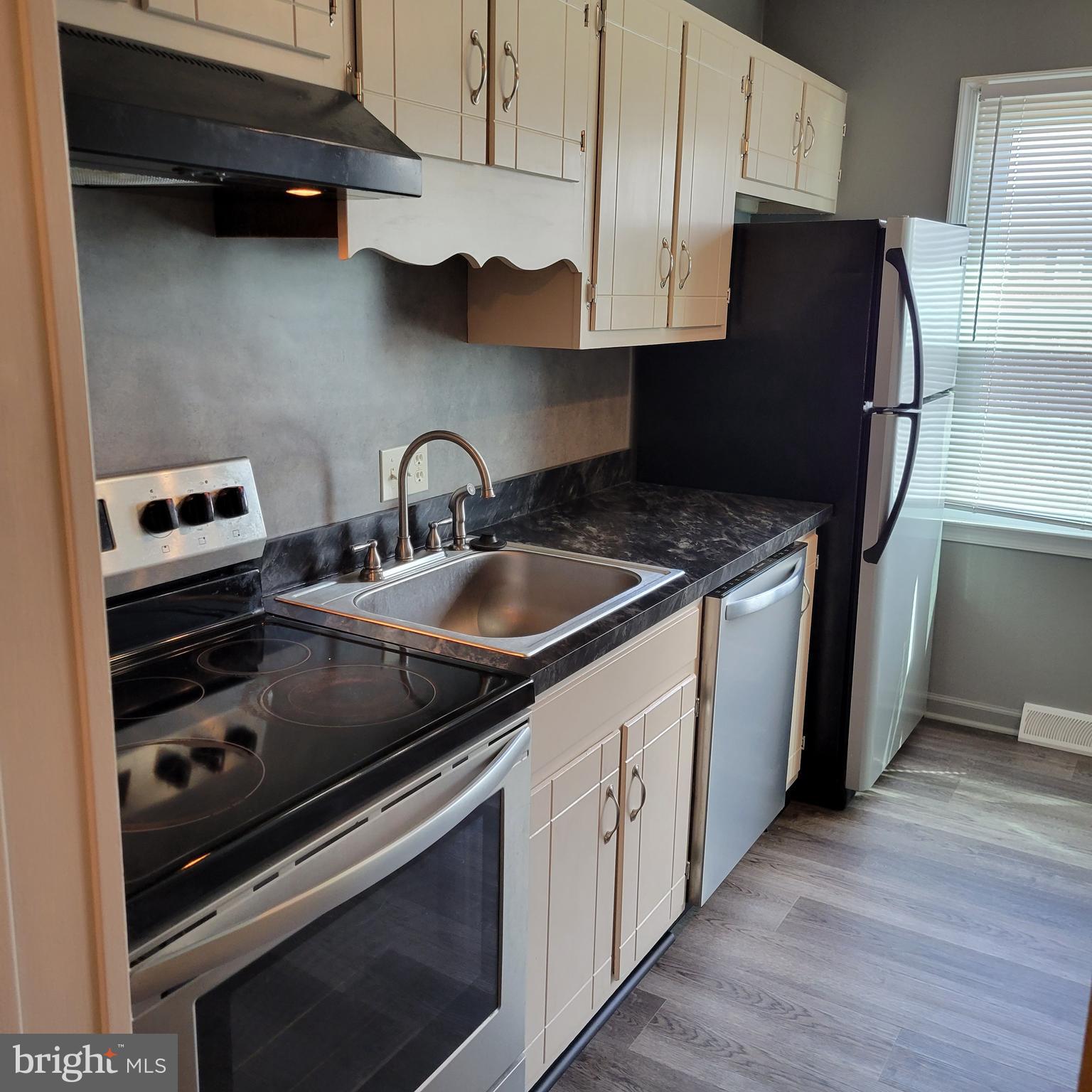 COLDBROOK - Residential