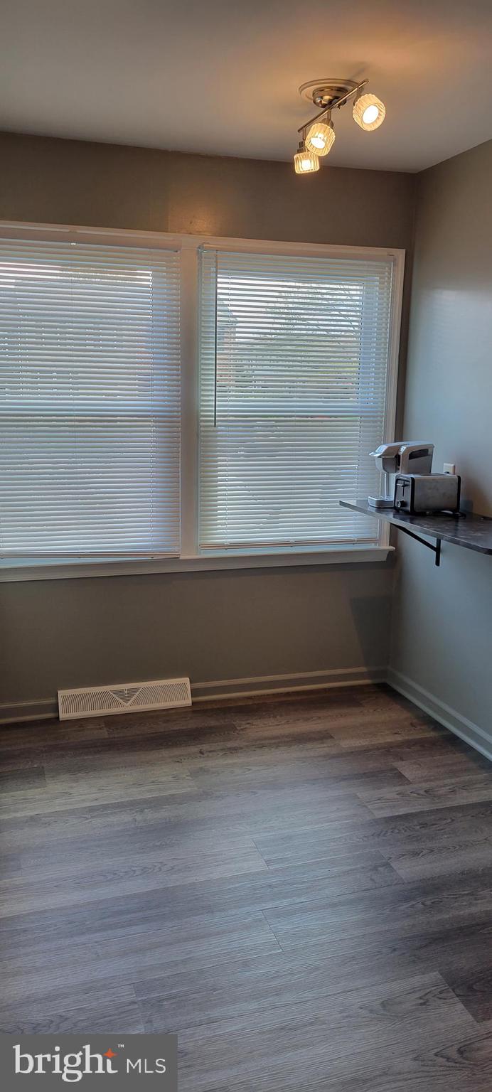 COLDBROOK - Residential