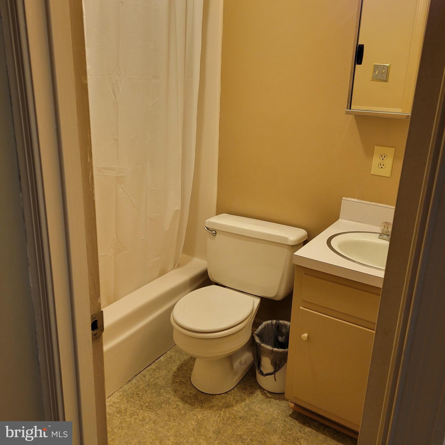 COLDBROOK - Residential