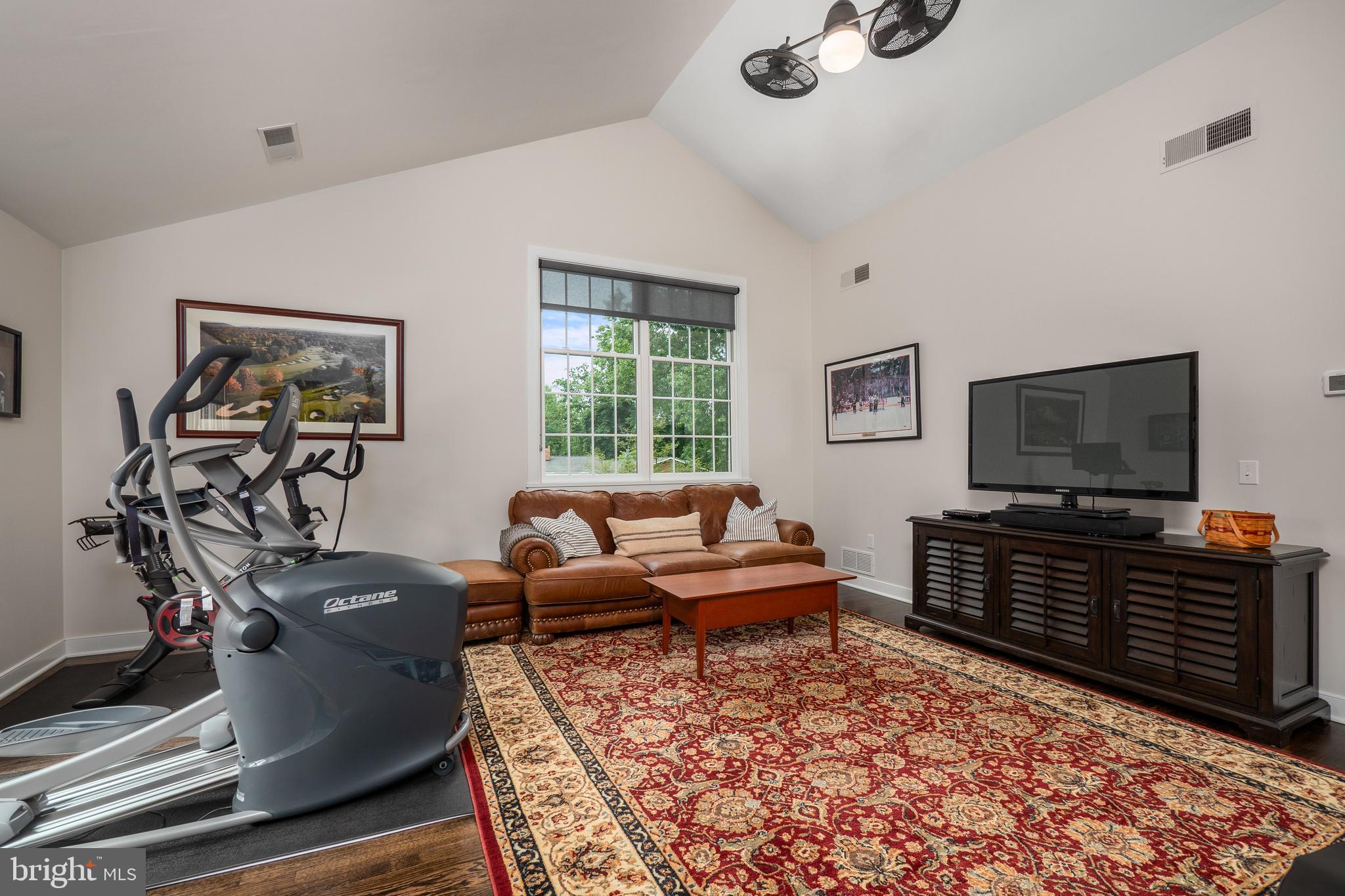 SAUCON VALLEY ESTATE - Residential