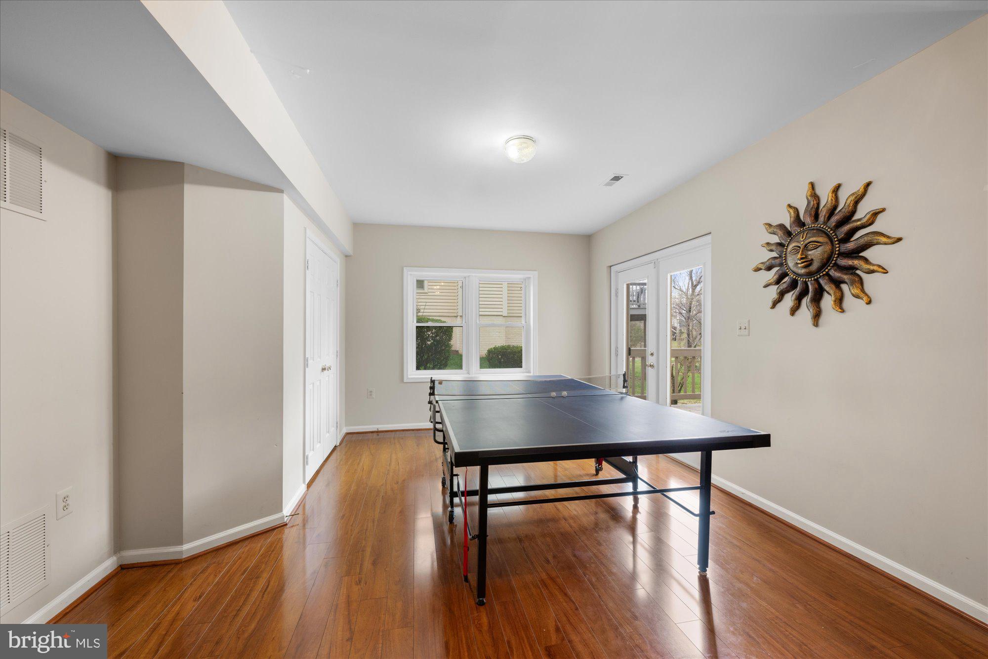 CHANTILLY HIGHLANDS - Residential