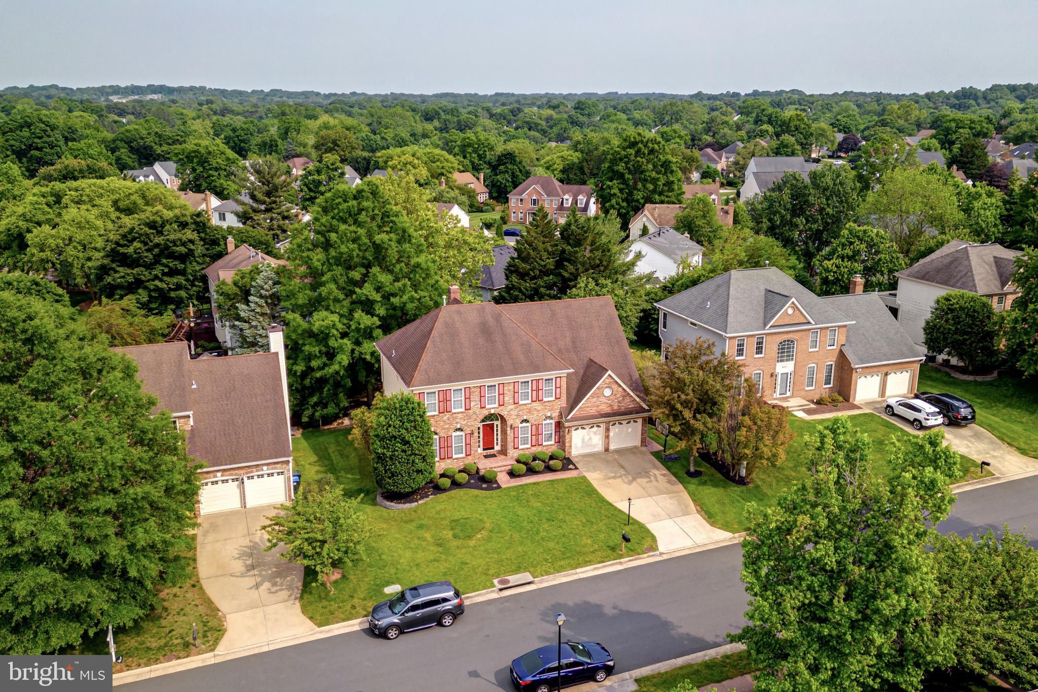 CHANTILLY HIGHLANDS - Residential