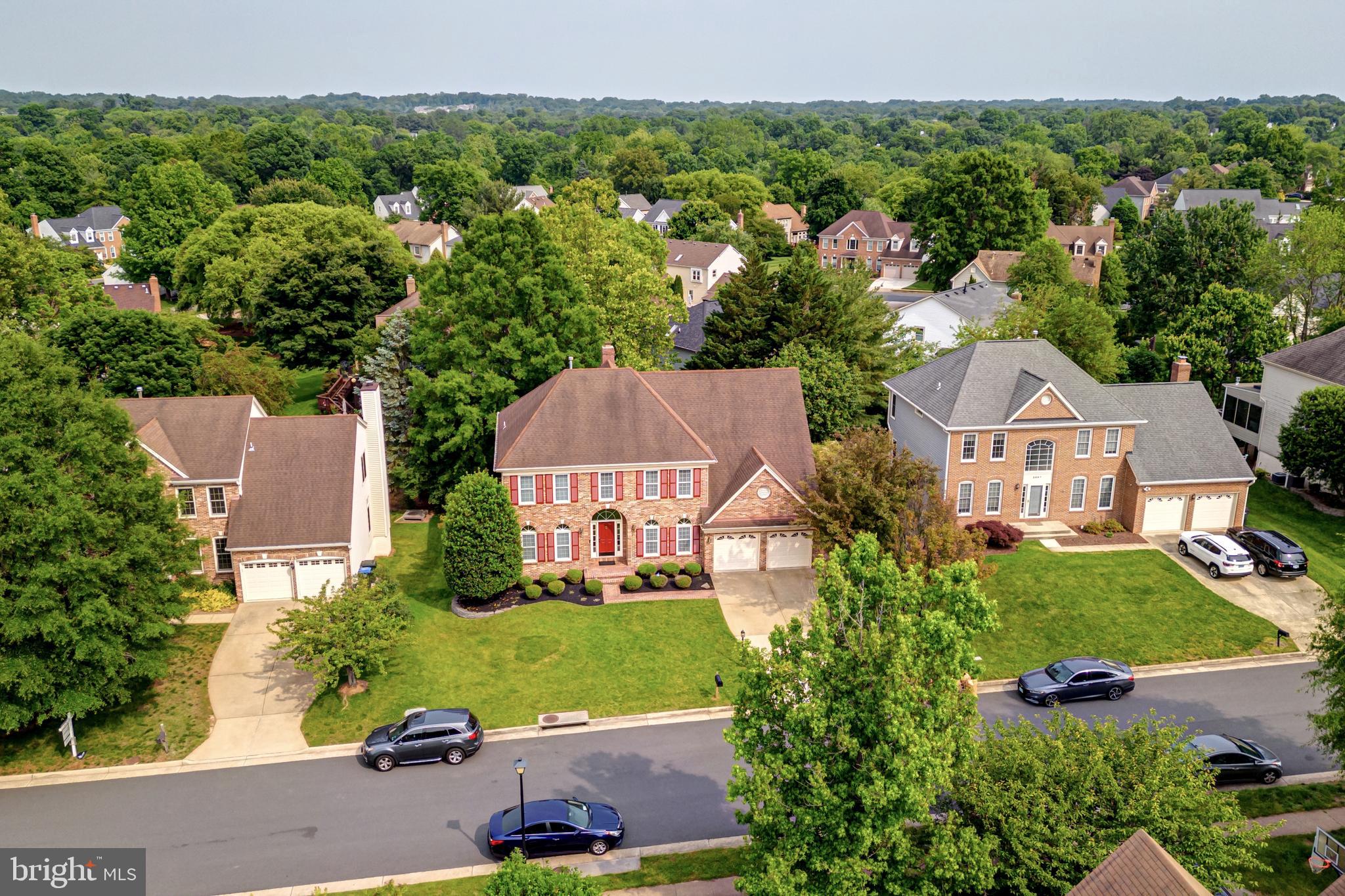 CHANTILLY HIGHLANDS - Residential