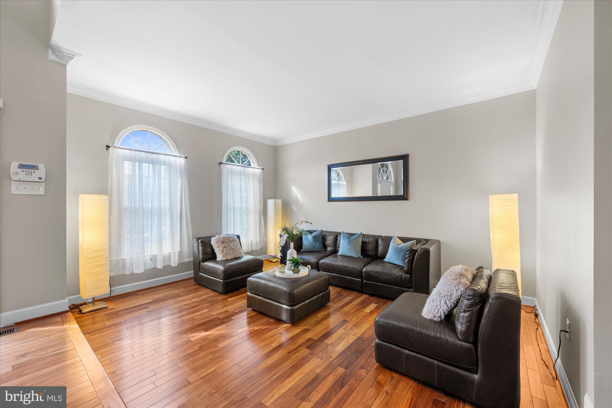 CHANTILLY HIGHLANDS - Residential