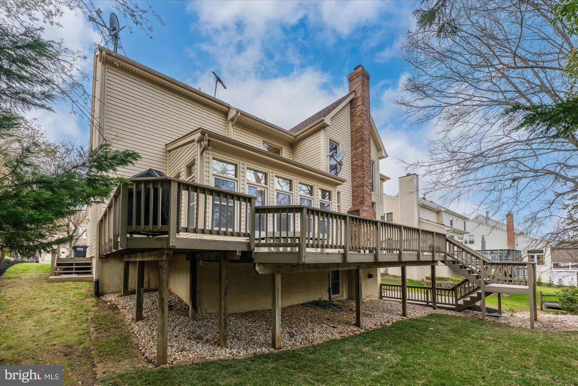 CHANTILLY HIGHLANDS - Residential