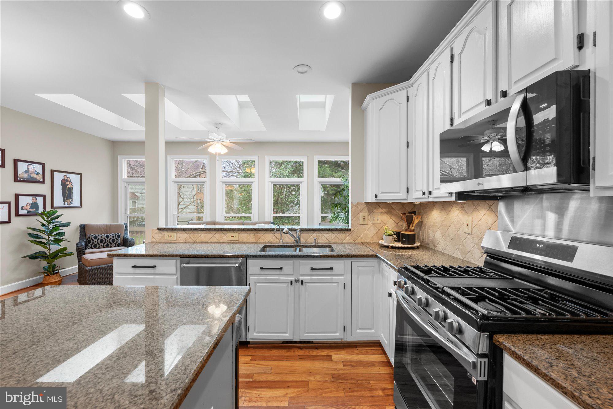 CHANTILLY HIGHLANDS - Residential