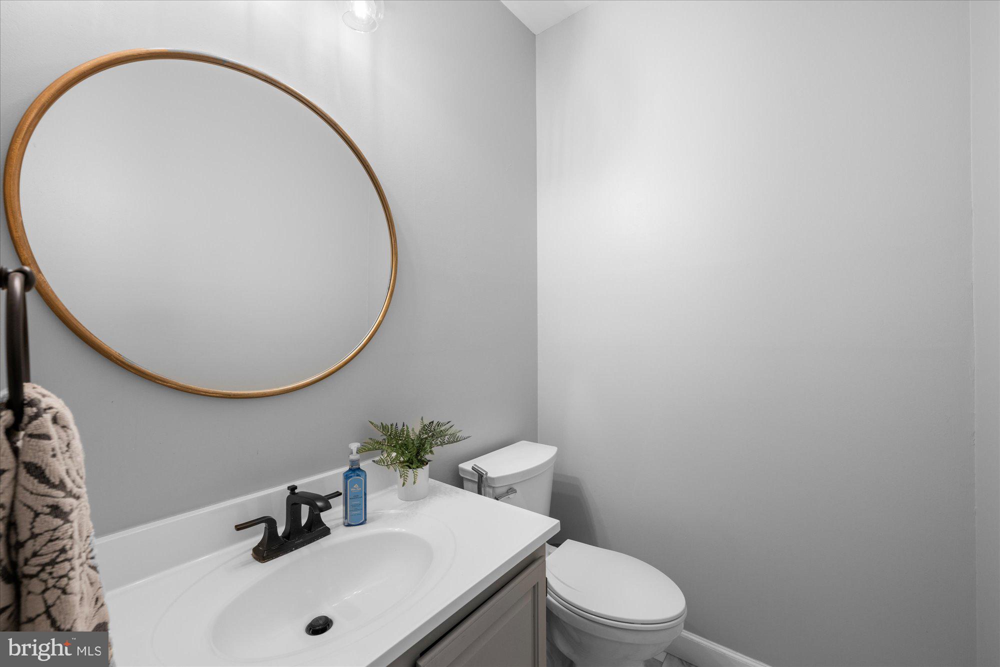 CHANTILLY HIGHLANDS - Residential