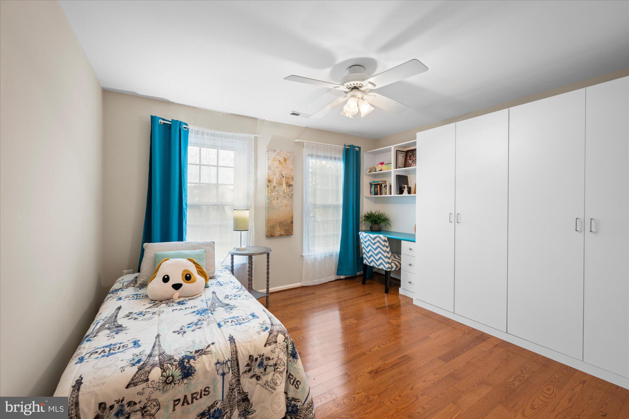 CHANTILLY HIGHLANDS - Residential