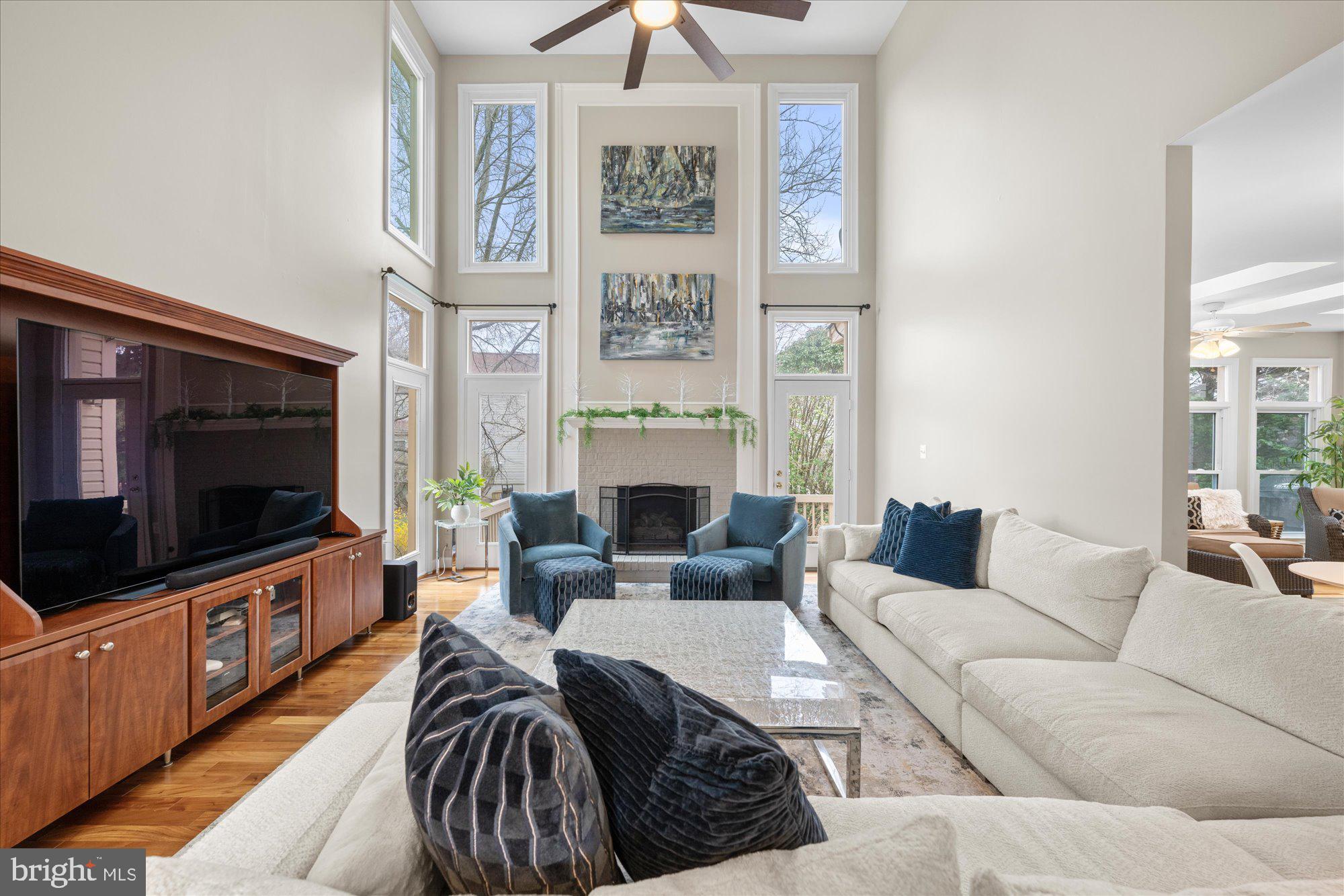 CHANTILLY HIGHLANDS - Residential